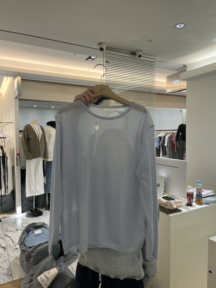 TIZZI韓國東大門直郵女裝新品26春夏推薦職業人氣長袖T恤TIZZI長袖T恤圖色4