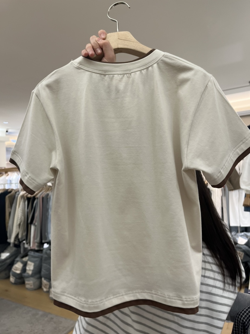 TIZZI韓國東大門直郵女裝新品時尚推薦26春夏熱賣職業T恤TIZZIT恤