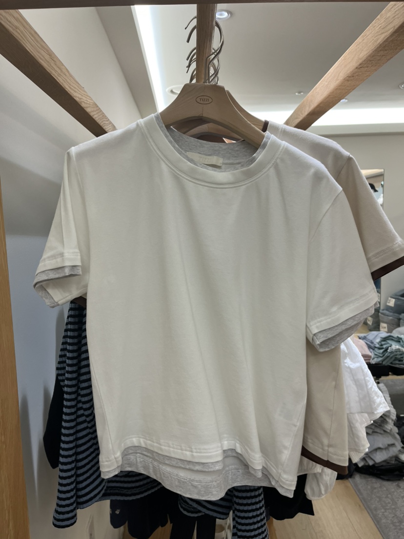 TIZZI韓國東大門直郵女裝新品時尚推薦26春夏熱賣職業T恤TIZZIT恤圖色4