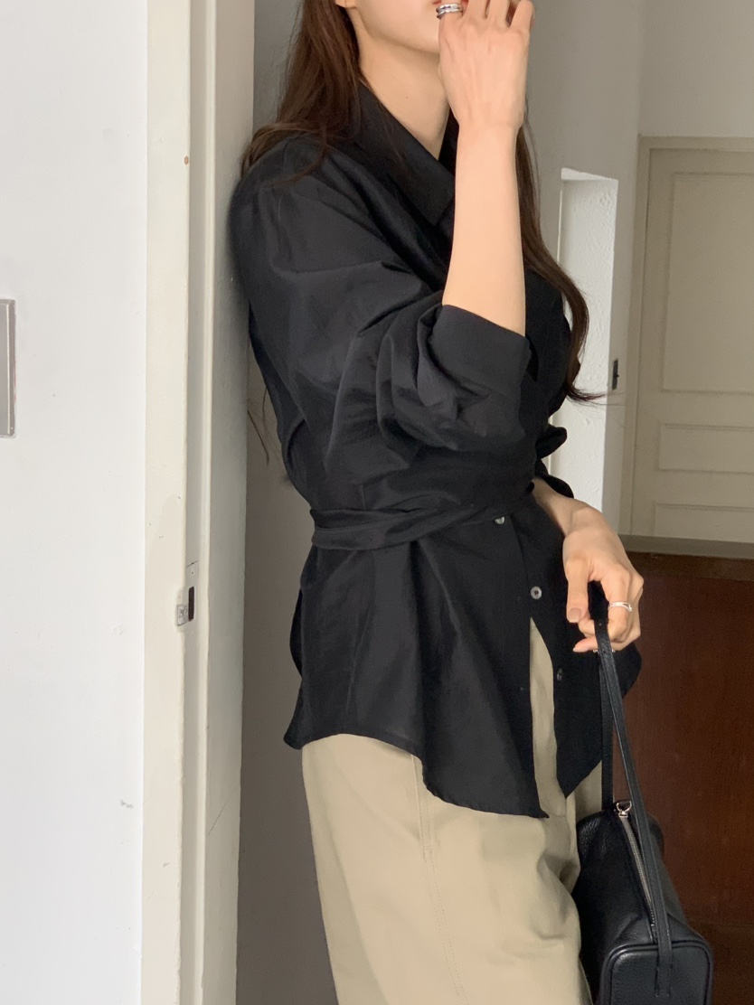 NOTICE韓國東大門直郵女裝新品26春夏人氣襯衫蕾絲衫系帶NOTICE襯衫/蕾絲衫