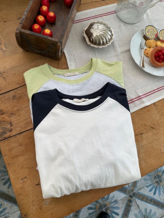 KOMOREBI韓國直郵實拍女士新品時尚熱賣人氣26春夏長袖T恤KOMOREBI長袖T恤