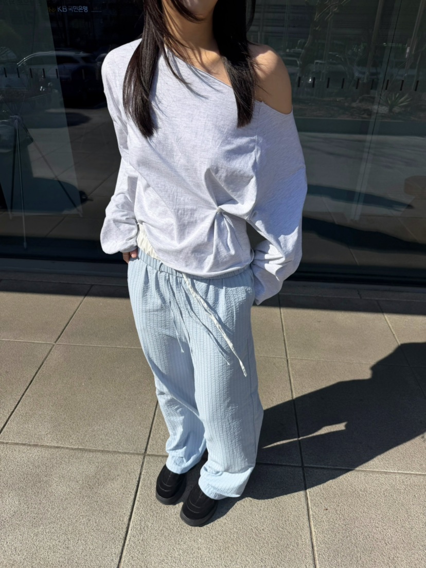 GLITTER韓國直郵女裝新品人氣熱賣時尚職業休閑推薦26春夏衛衣GLITTER衛衣