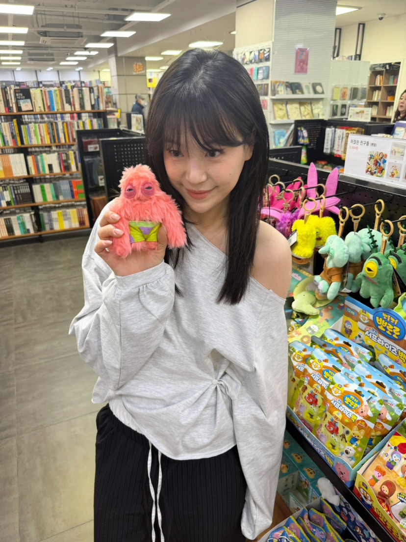 GLITTER韓國直郵女裝新品人氣熱賣時尚職業休閑推薦26春夏衛衣GLITTER衛衣