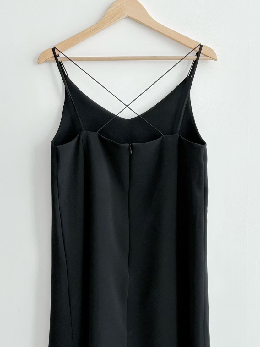 BINUS韓國東大門直郵女裝新款時尚熱賣人氣推薦職業連衣裙BINUS連衣裙