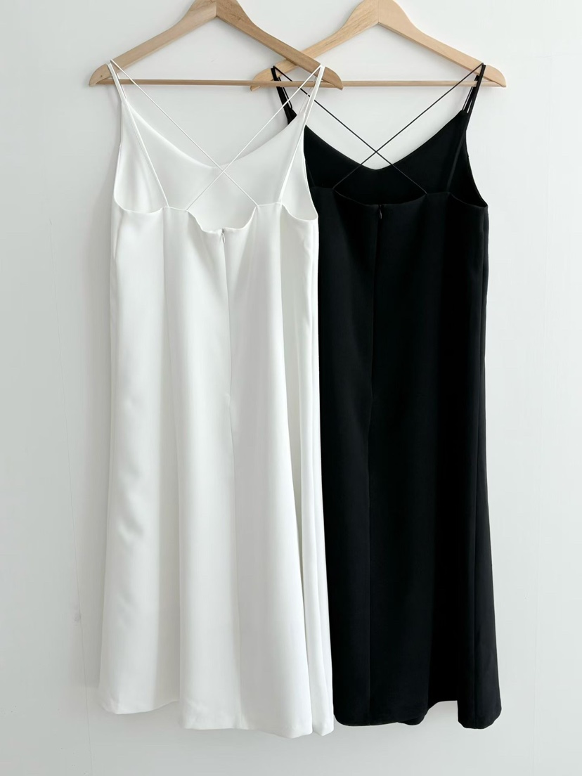 BINUS韓國東大門直郵女裝新款時尚熱賣人氣推薦職業連衣裙BINUS連衣裙