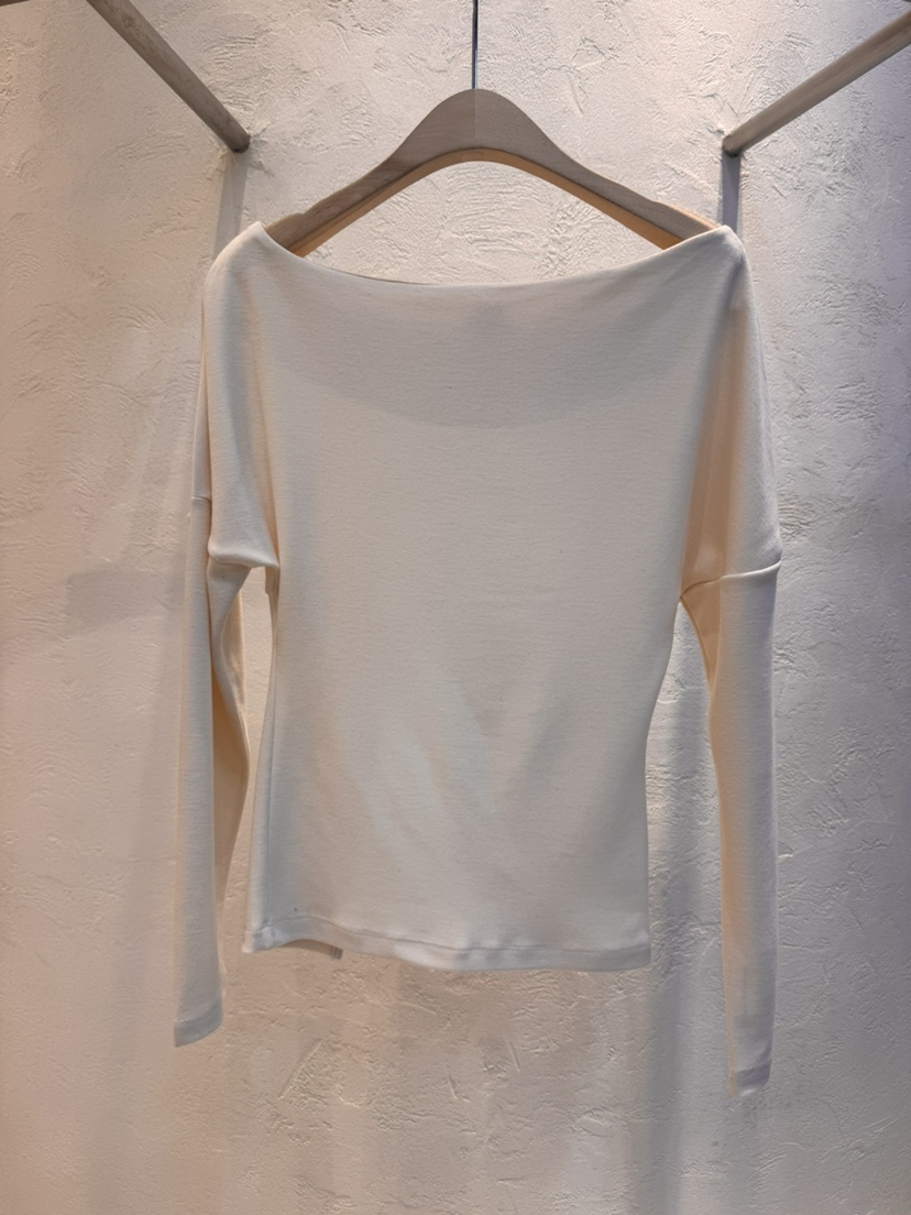 RIAH韓國東大門直郵女士新款時尚熱賣26春夏休閑推薦長袖T恤RIAH長袖T恤