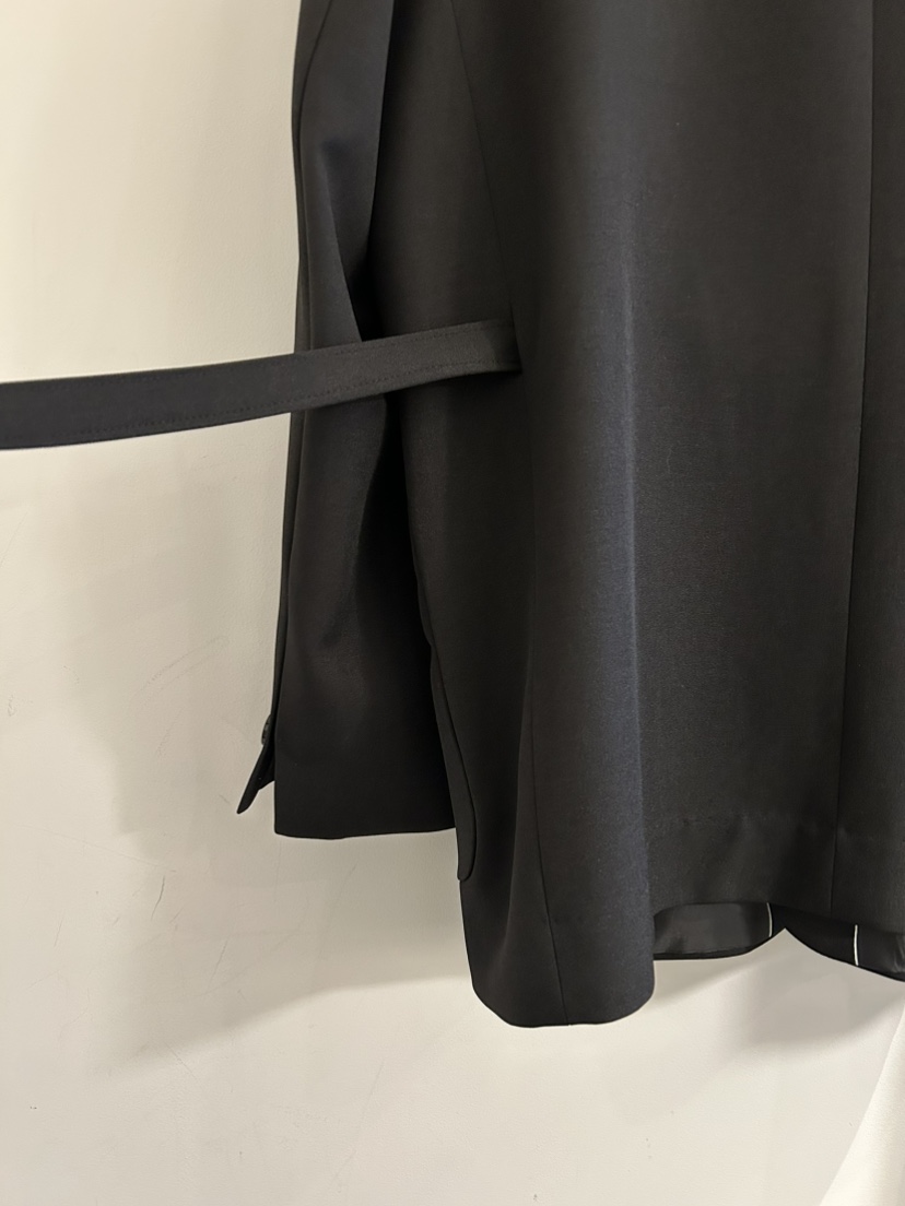 NOTICE韓國直郵女士新品熱賣職業時尚26春夏夾克含腰繩腰帶NOTICE夾克