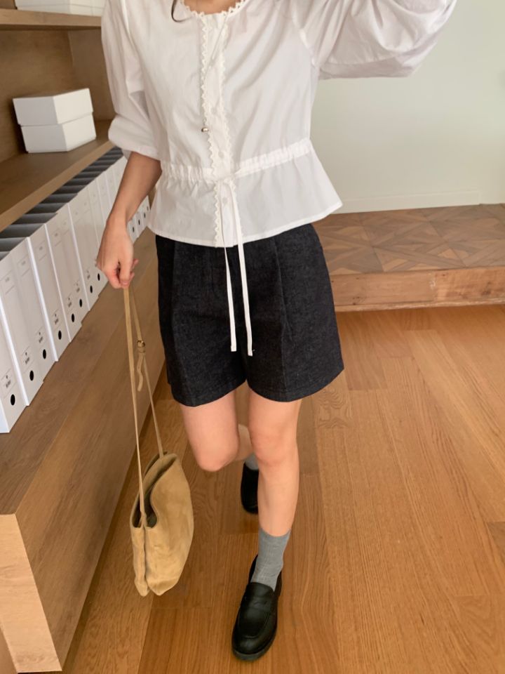 KOMOREBI韓國直郵實拍女士新款推薦時尚熱賣襯衫蕾絲衫蕾絲KOMOREBI襯衫/蕾絲衫