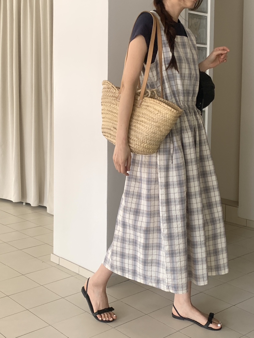 WOOD韓國直郵女士新款推薦職業熱賣人氣時尚連衣裙不含內搭WOOD連衣裙