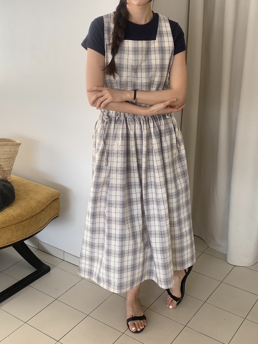 WOOD韓國直郵女士新款推薦職業熱賣人氣時尚連衣裙不含內搭WOOD連衣裙