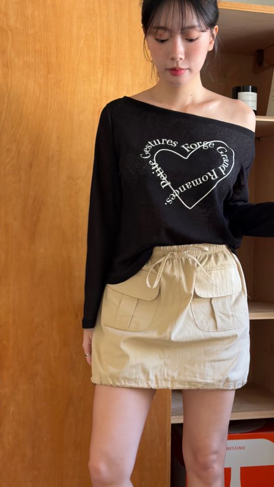 HEY/TO SEWING韓國代購女裝新品熱賣長袖T恤不含腰帶透明BY HEY/TO SEWING長袖T恤