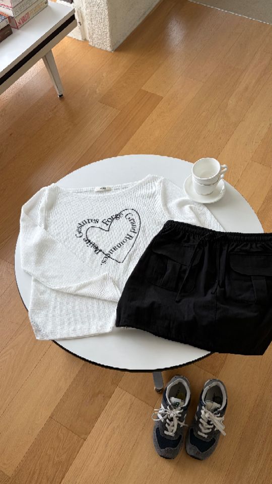 HEY/TO SEWING韓國代購女裝新品熱賣長袖T恤不含腰帶透明BY HEY/TO SEWING長袖T恤