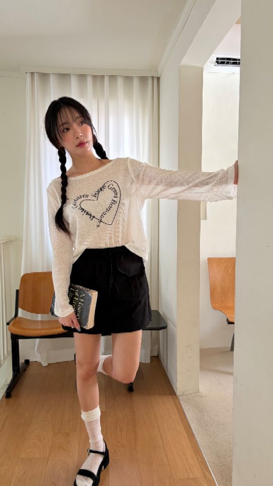 HEY/TO SEWING韓國代購女裝新品熱賣長袖T恤不含腰帶透明BY HEY/TO SEWING長袖T恤