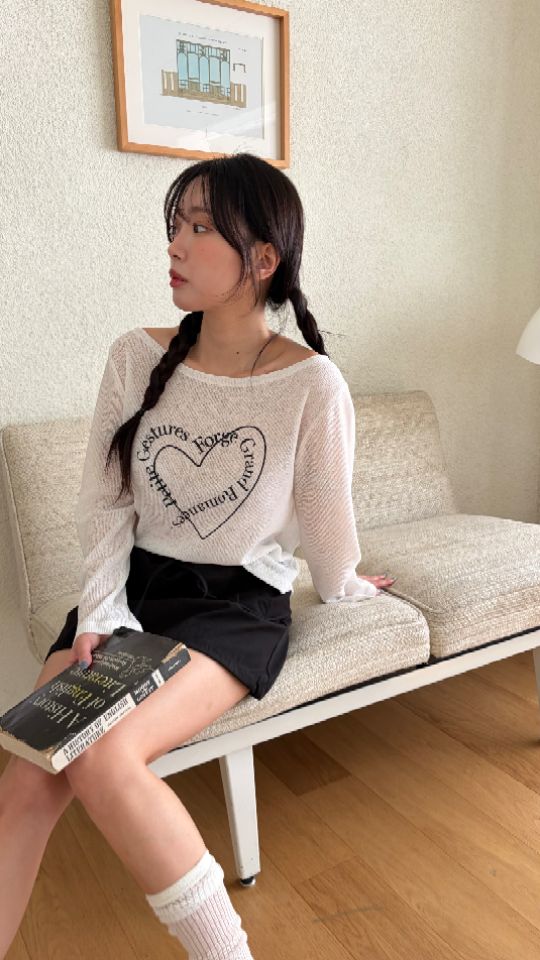 HEY/TO SEWING韓國代購女裝新品熱賣長袖T恤不含腰帶透明BY HEY/TO SEWING長袖T恤