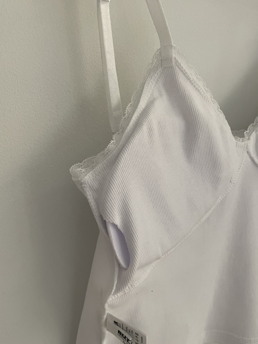 BUTTER-P東大門直郵女士新品時尚休閑推薦人氣吊帶背心蕾絲BUTTER-P吊帶/背心