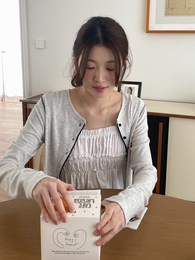 ERUME韓國代購女士新款休閑熱賣推薦人氣26春夏職業長袖T恤ERUME長袖T恤