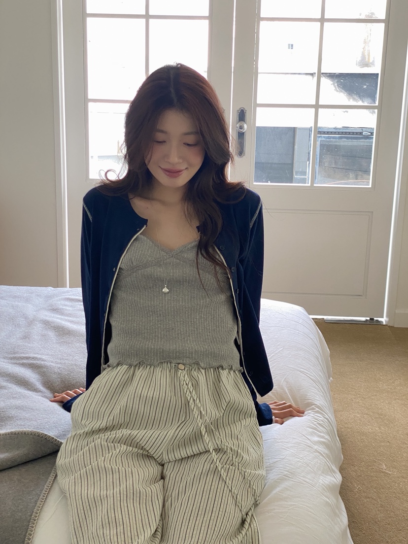 ERUME韓國代購女士新款休閑熱賣推薦人氣26春夏職業長袖T恤ERUME長袖T恤