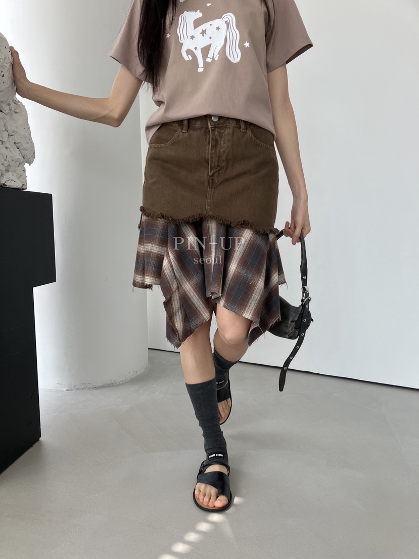 PIN-UP韓國直郵實拍女士新款26春夏半身裙中短裙不對稱格紋PIN-UP半身裙/中短裙