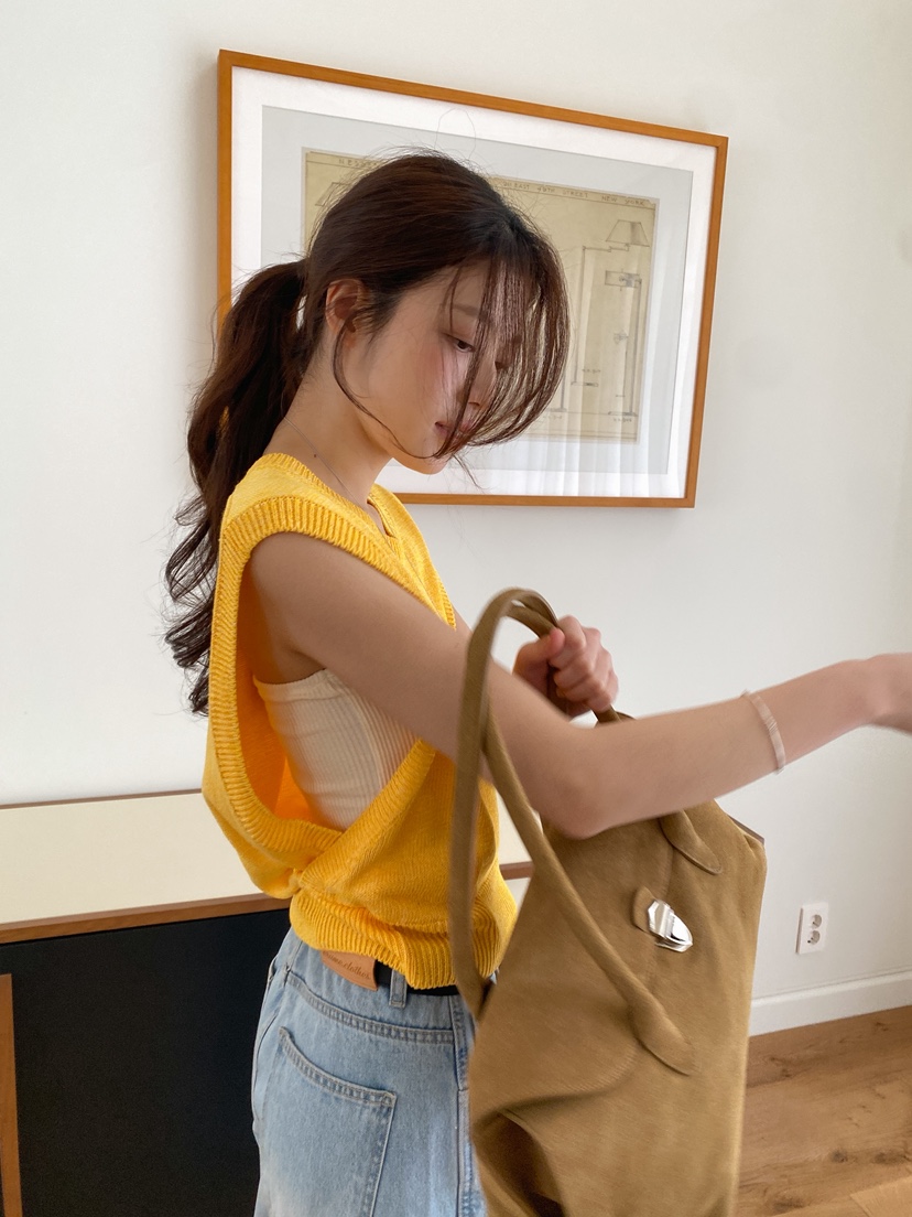 ERUME韓國東大門直郵女裝新品26春夏推薦熱賣職業吊帶背心ERUME吊帶/背心