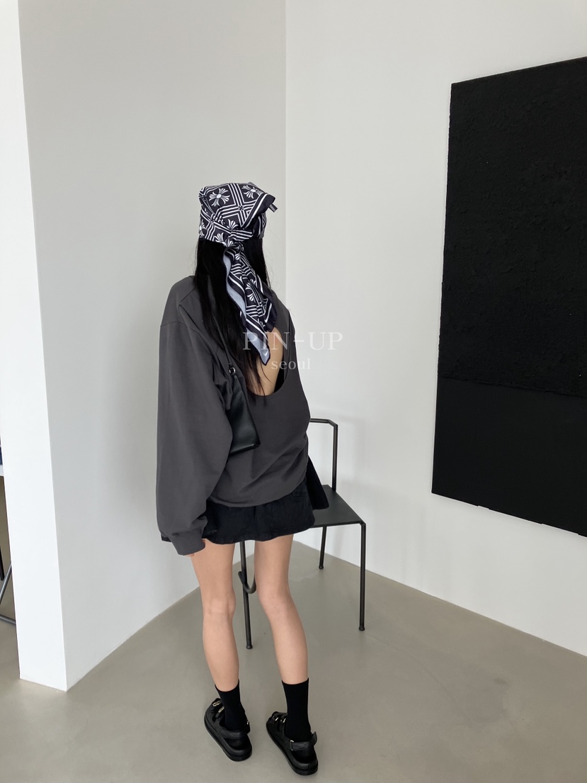 PIN-UP韓國直郵實拍女裝新款時尚人氣職業推薦熱賣休閑衛衣PIN-UP衛衣