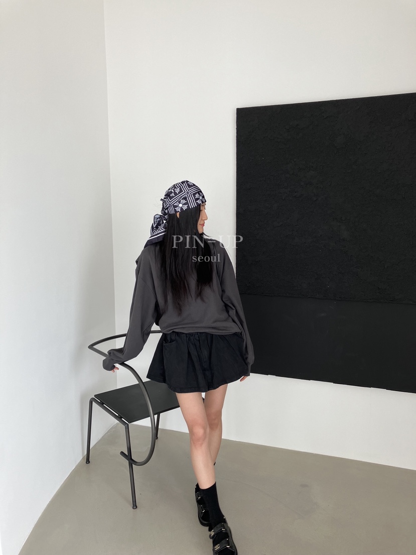 PIN-UP韓國直郵實拍女裝新款時尚人氣職業推薦熱賣休閑衛衣PIN-UP衛衣