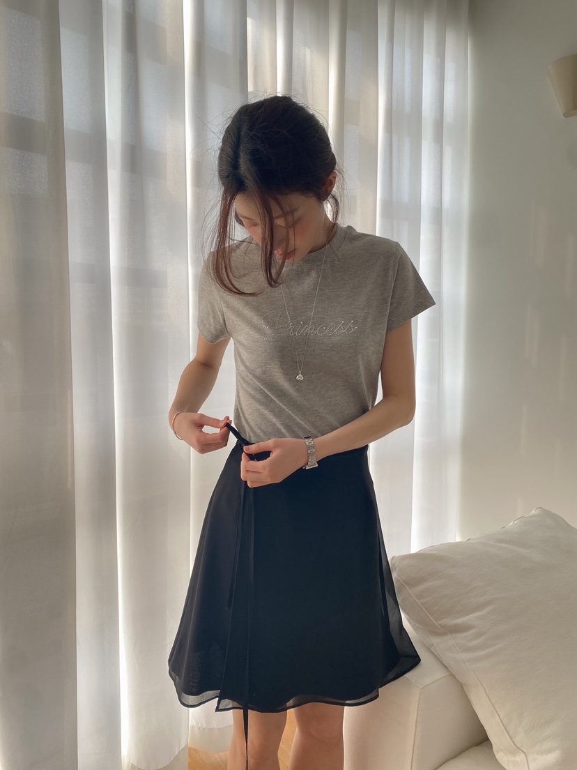 ERUME韓國東大門直郵女士新款熱賣時尚職業人氣推薦26春夏短裙ERUME短裙