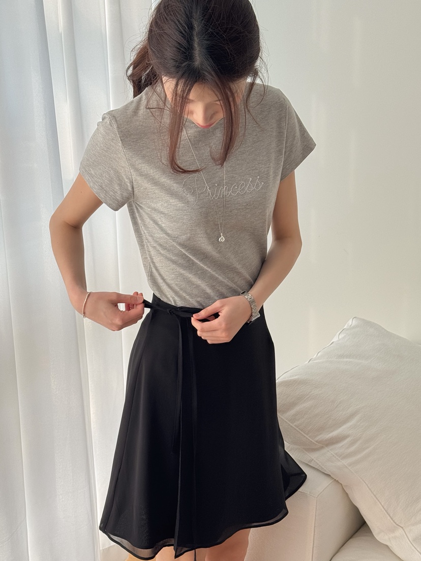 ERUME韓國東大門直郵女士新款熱賣時尚職業人氣推薦26春夏短裙ERUME短裙