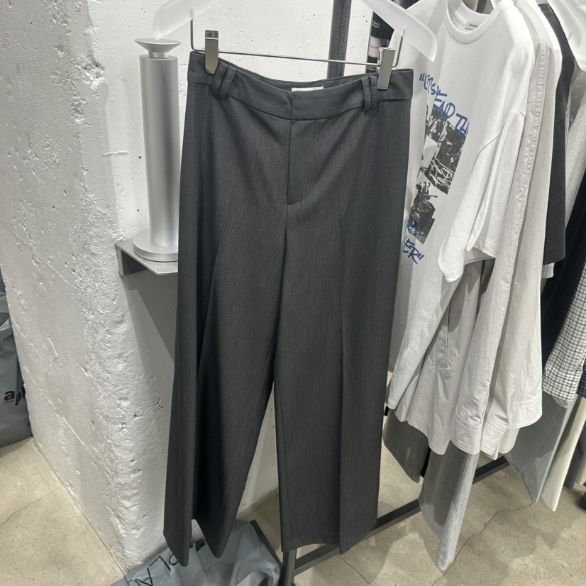 HELVETICA韓國直郵女裝新品26春夏休閑熱賣職業人氣休閑褲HELVETICA休閑褲圖色1墨色