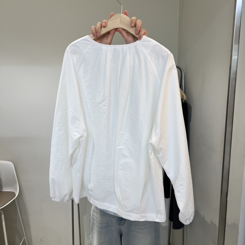 OUTRENE韓國東大門直郵女裝新品時尚職業推薦人氣26春夏夾克OUTRENE夾克