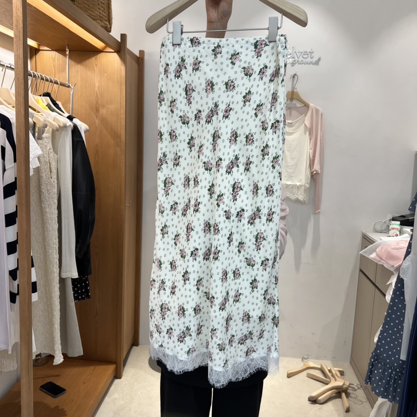 VELVET UNDERGROUND韓國直郵實拍女裝新款熱賣半身裙中短裙蕾絲VELVET UNDERGROUND半身裙/中短裙