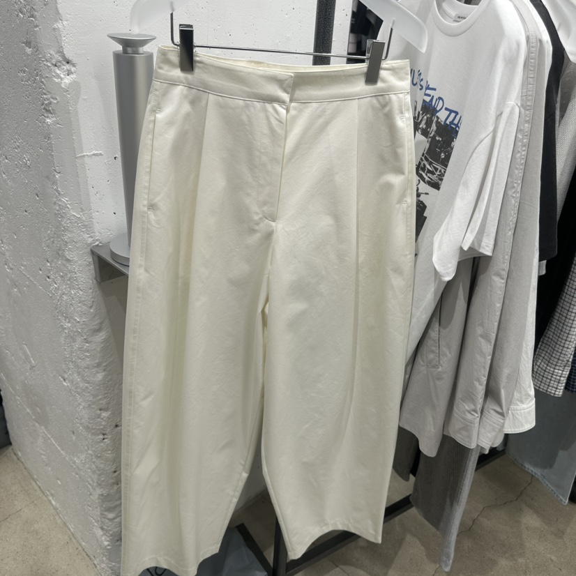 HELVETICA韓國代購女士新款推薦休閑人氣26春夏時尚休閑褲HELVETICA休閑褲圖色1