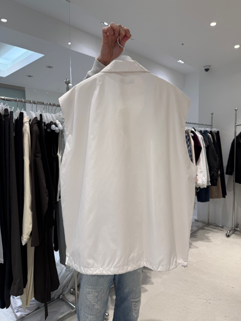 THE BRUNCH韓國東大門代購女裝新款推薦時尚熱賣職業馬甲THE BRUNCH馬甲