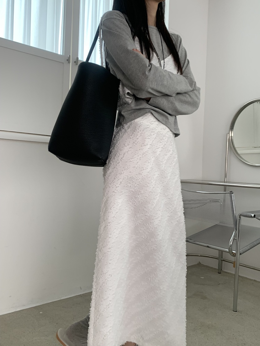 TRUE韓國東大門代購女士新品26春夏時尚職業推薦人氣長裙TRUE長裙