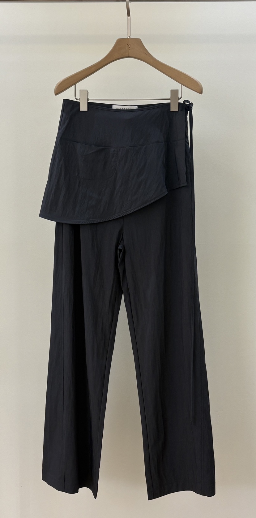 MUSHROOM-A韓國東大門直郵女裝新品時尚人氣推薦26春夏裙褲MUSHROOM裙褲圖色1墨色