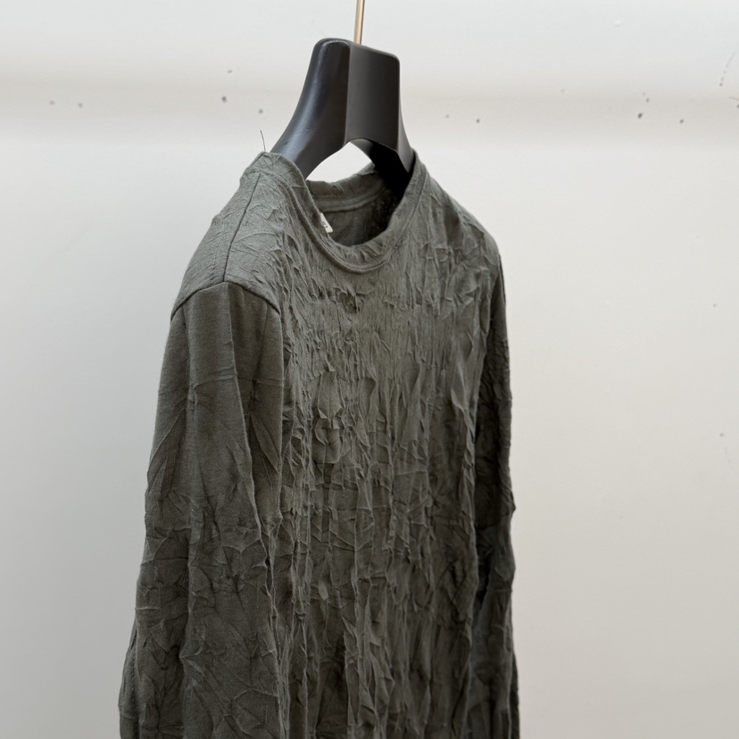 ID韓國直郵實拍女裝新品人氣熱賣推薦時尚26春夏長袖T恤褶皺ID長袖T恤