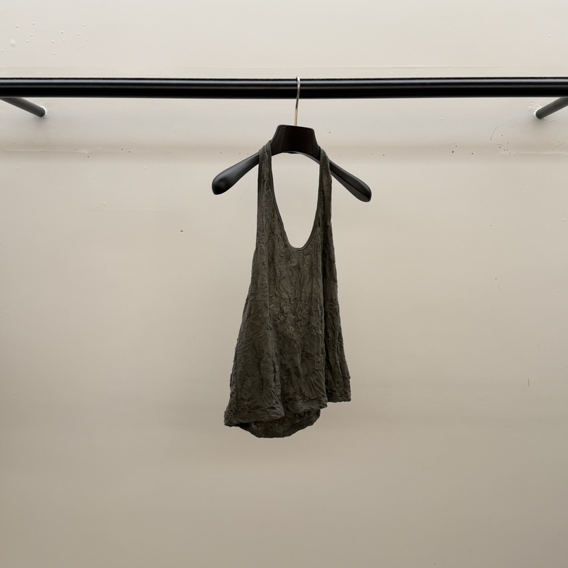 ID韓國東大門直郵女士新品熱賣26春夏休閑職業吊帶背心褶皺ID吊帶/背心圖色2墨綠