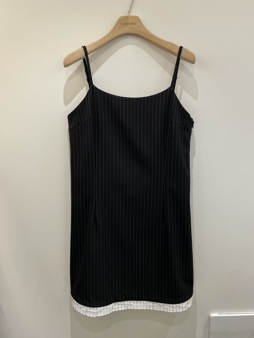 OBSESS韓國代購女裝新品時尚人氣推薦26春夏休閑熱賣連衣裙OBSESS/EARLY BIRD連衣裙圖色2黑色