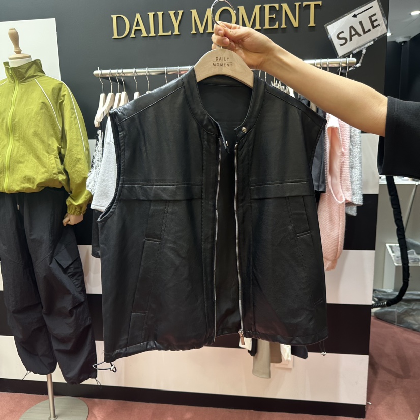 DAILY MOMENT韓國直郵女裝新款職業26春夏推薦人氣時尚馬甲DAILY MOMENT馬甲圖色1黑色