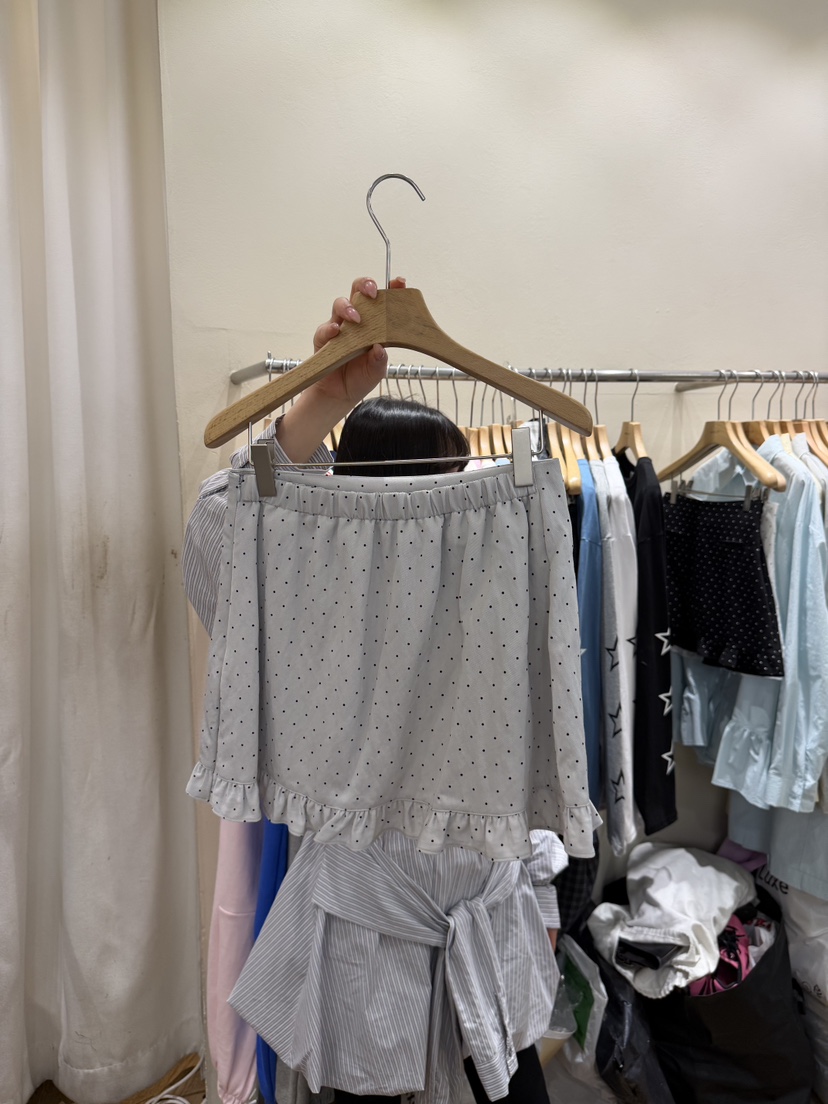 AUVERFIT韓國東大門代購女裝新品26春夏熱賣推薦短裙荷葉邊AUVERFIT短裙