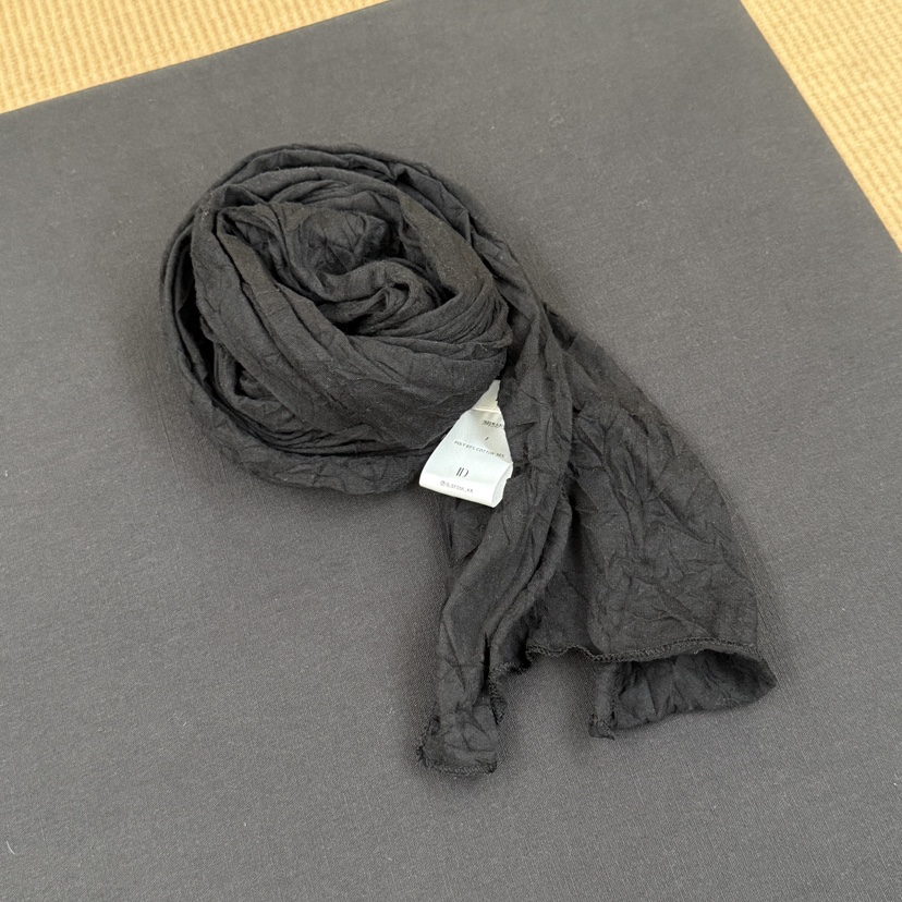 ID韓國東大門直郵女裝新款推薦熱賣職業圍巾披肩褶皺圍巾ID圍巾/披肩圖色4墨色