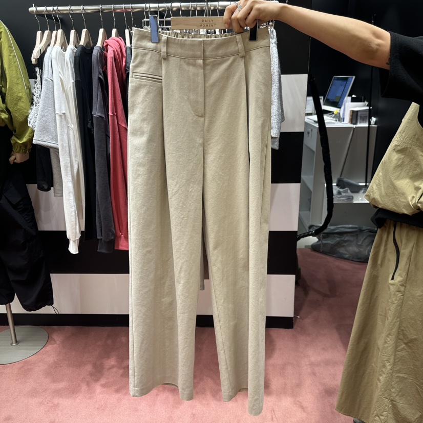 DAILY MOMENT韓國代購女士新品時尚熱賣人氣休閑褲棉質褶裥DAILY MOMENT休閑褲圖色2