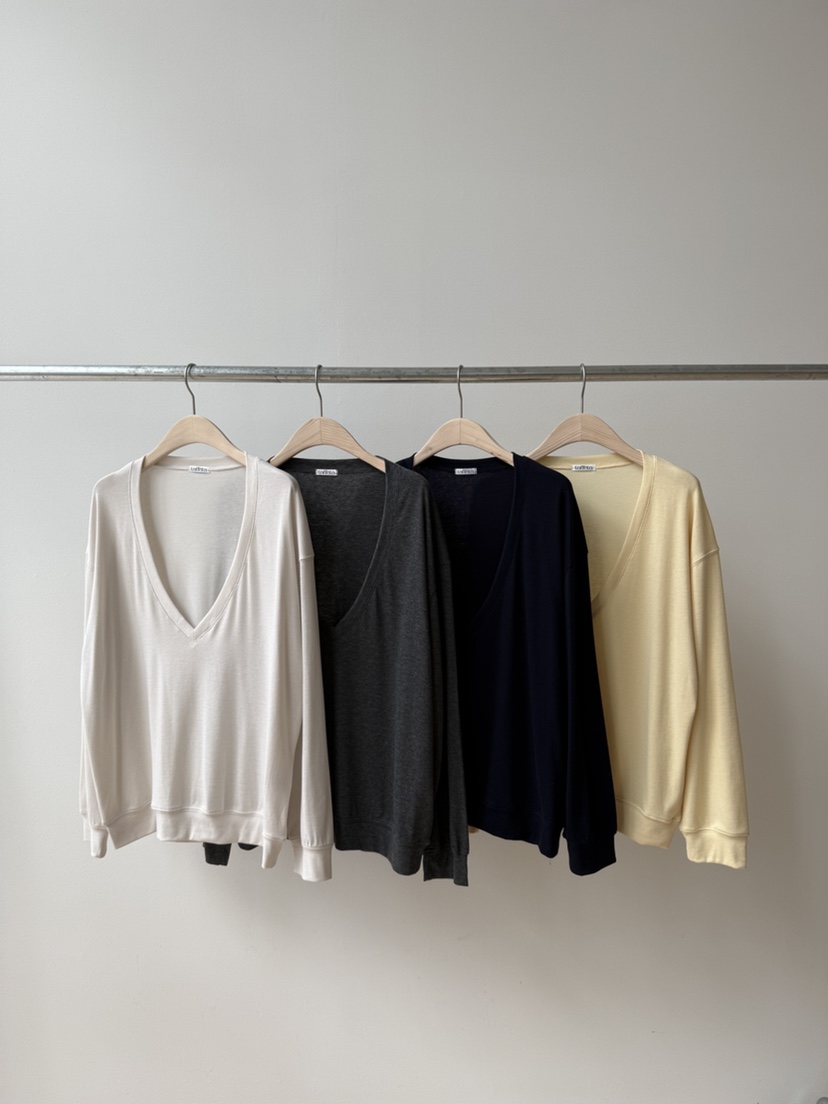 TAFFETA/MURET韓國直郵實拍女士新品時尚推薦休閑衛衣V領TAFFETA/MURET衛衣