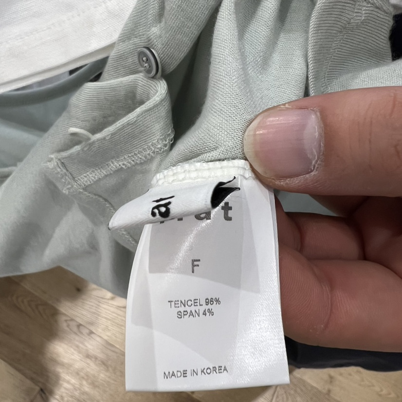 FLAT韓國直郵女裝新款26春夏職業熱賣吊帶背心不含內搭紐扣FLAT吊帶/背心