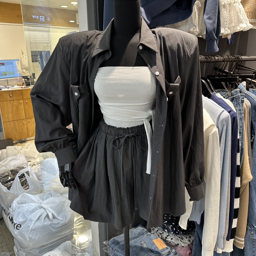 STAR-L韓國直郵女士新品熱賣人氣職業休閑26春夏襯衫蕾絲衫STAR-L襯衫/蕾絲衫圖色3墨色