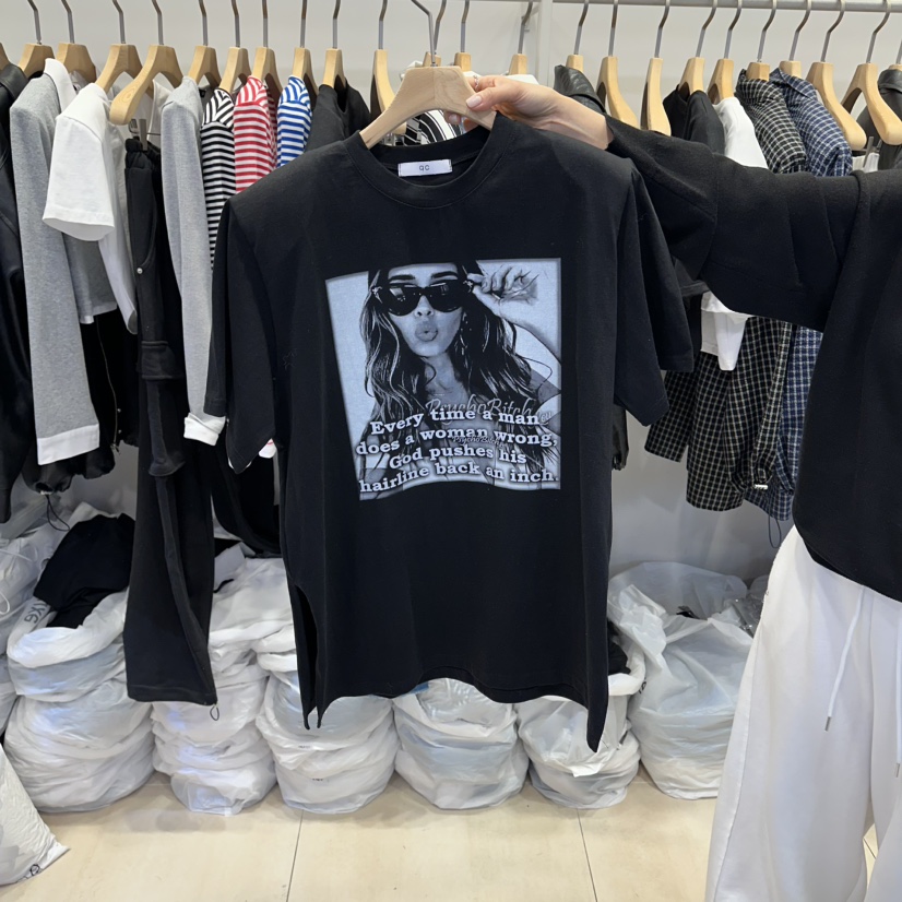 Q C韓國直郵實拍女裝新品人氣26春夏推薦職業時尚休閑T恤Republlc of qcT恤圖色2