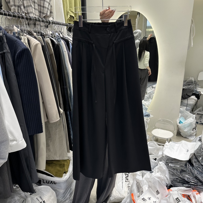 AT THE END韓國東大門直郵女裝新品休閑人氣推薦休閑褲AT THE END休閑褲圖色4黑色