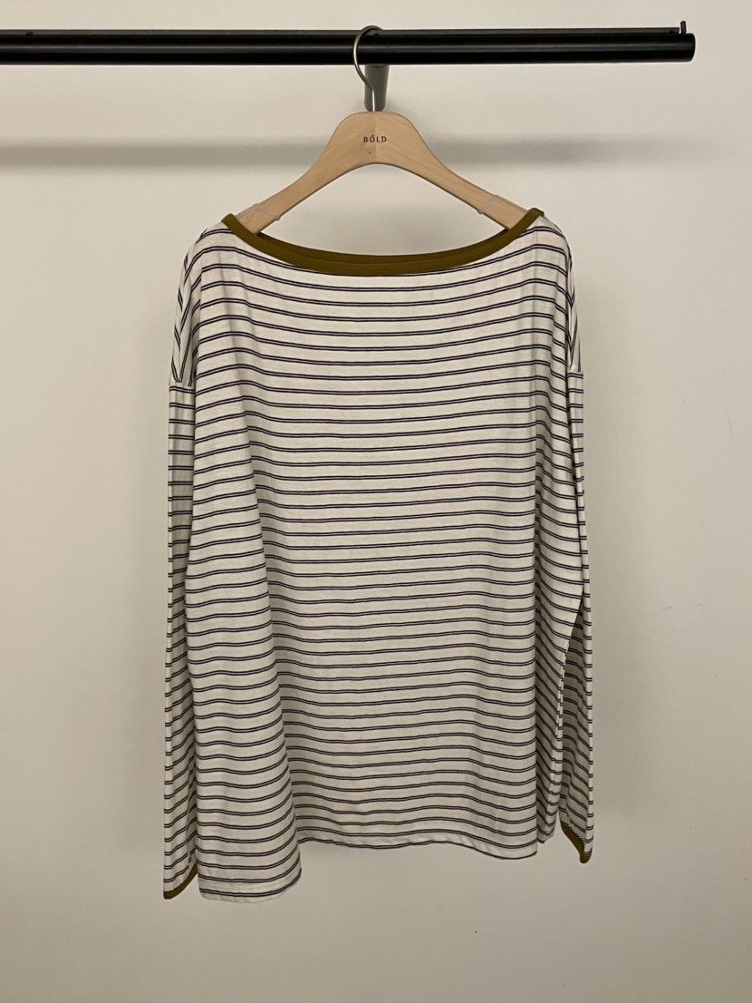 BOLD-A韓國直郵女裝新款熱賣人氣休閑時尚長袖T恤露肩條紋RE BOLD長袖T恤圖色2