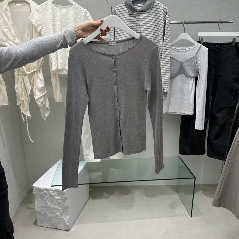 NEUTER韓國東大門直郵女士新品人氣時尚推薦26春夏長袖T恤NEUTER長袖T恤圖色3