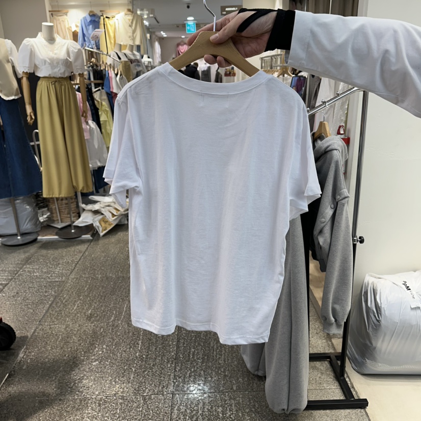 CELINA韓國直郵女裝新款時尚職業熱賣26春夏人氣推薦休閑T恤CELI_NAT恤