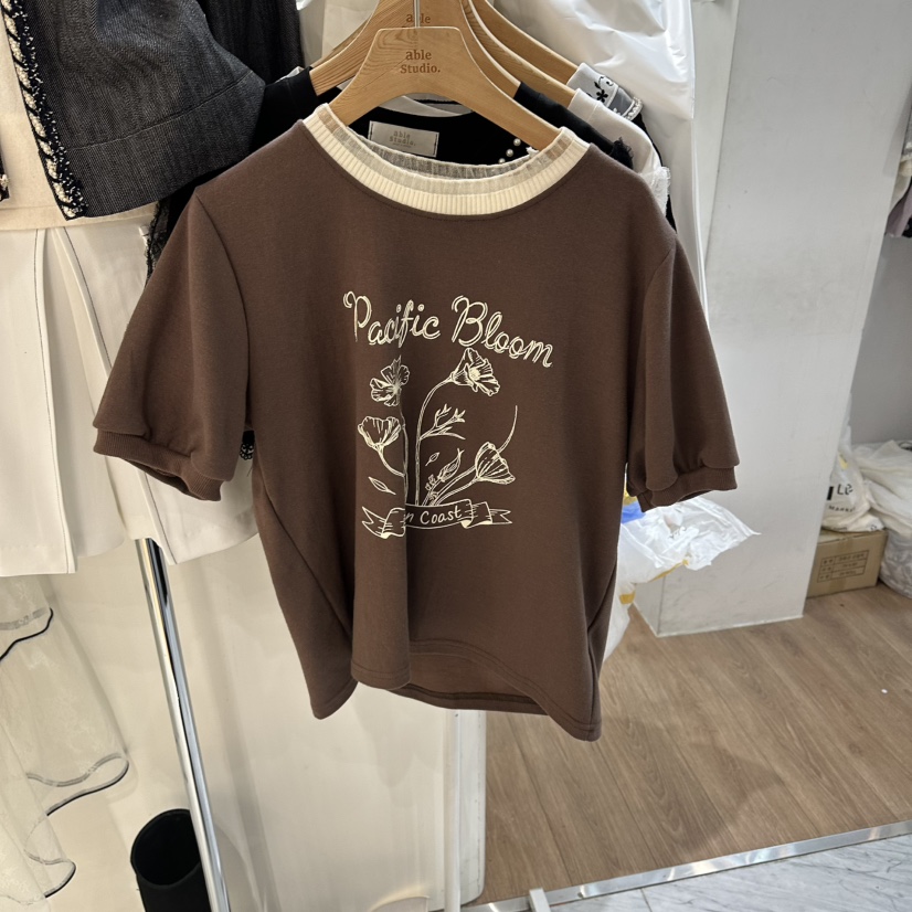 ABLESTUDIO韓國東大門直郵女士新品熱賣休閑職業推薦時尚T恤ABLESTUDIOT恤圖色2